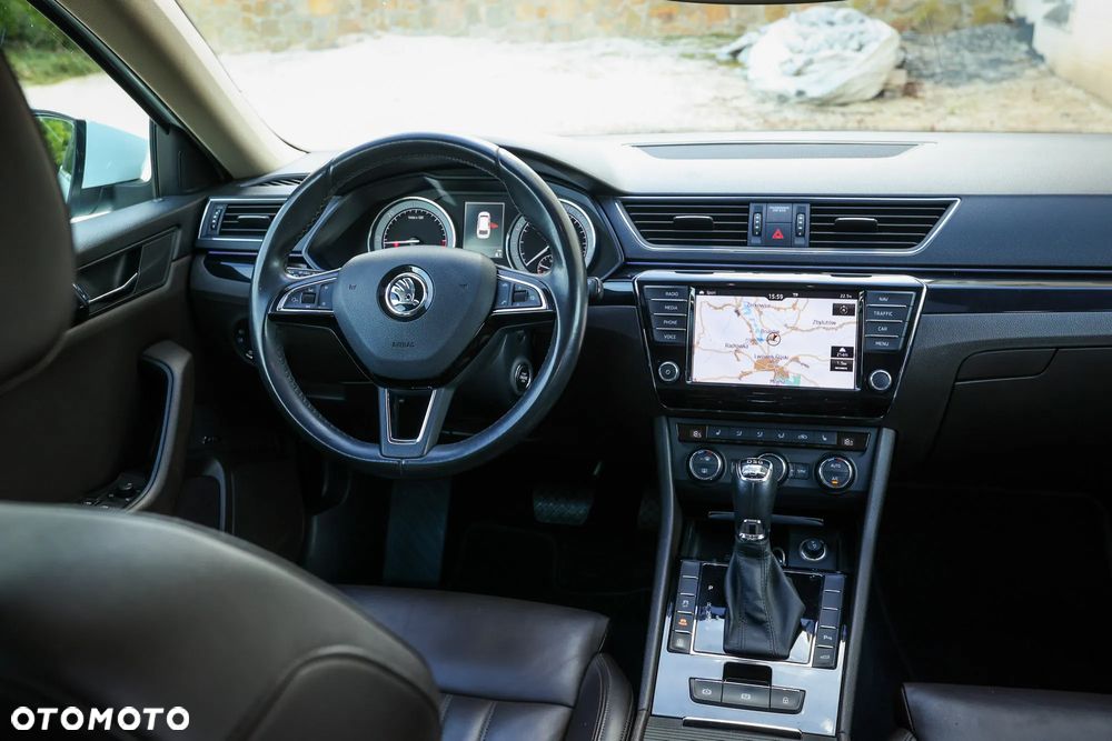 Skoda Superb 2.0 TDI 4x4 DSG L&K - 7