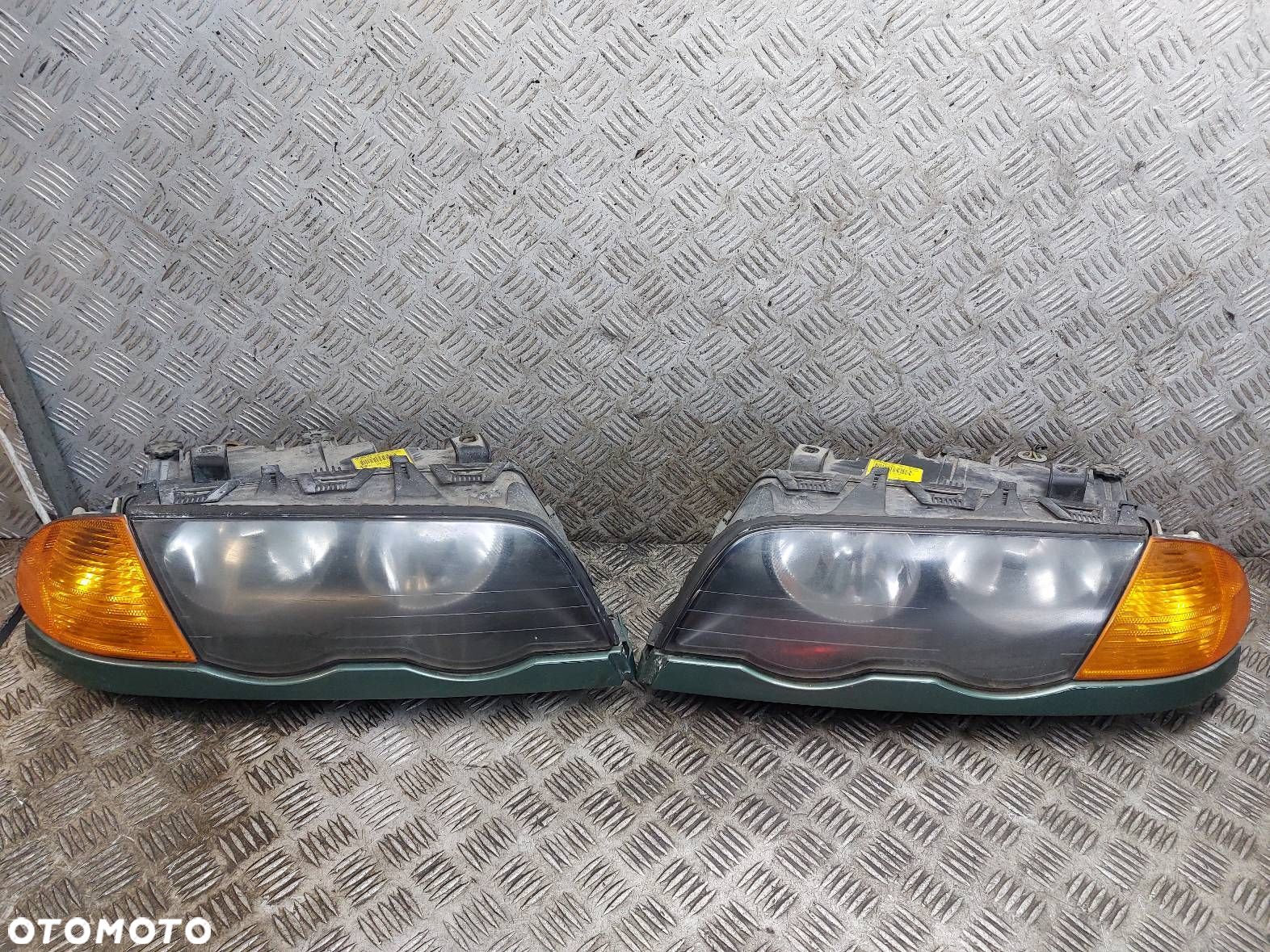 LAMPA LEWY + PRAWY PRZÓD + KIERUNKOWSKAZY BMW E46 EU 6902746 6902745 - 1
