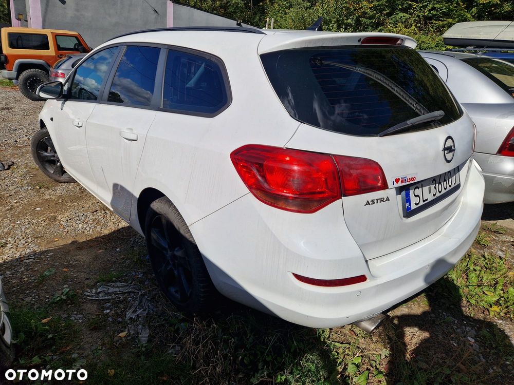Opel Astra - 2