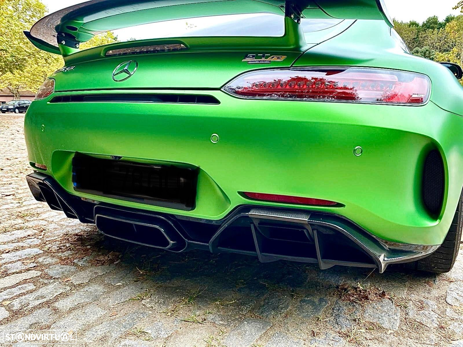 Mercedes-Benz AMG GT R - 10