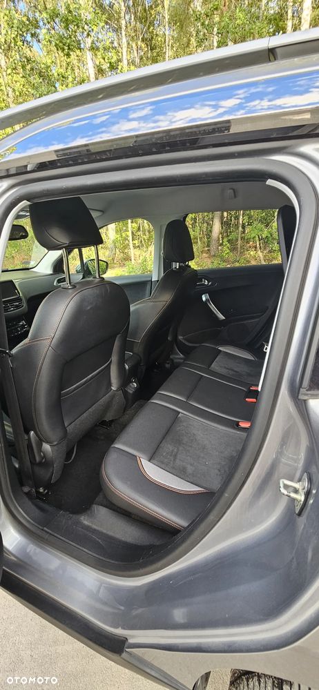 Peugeot 2008 BlueHDi FAP 120 STOP & START Crossway - 38