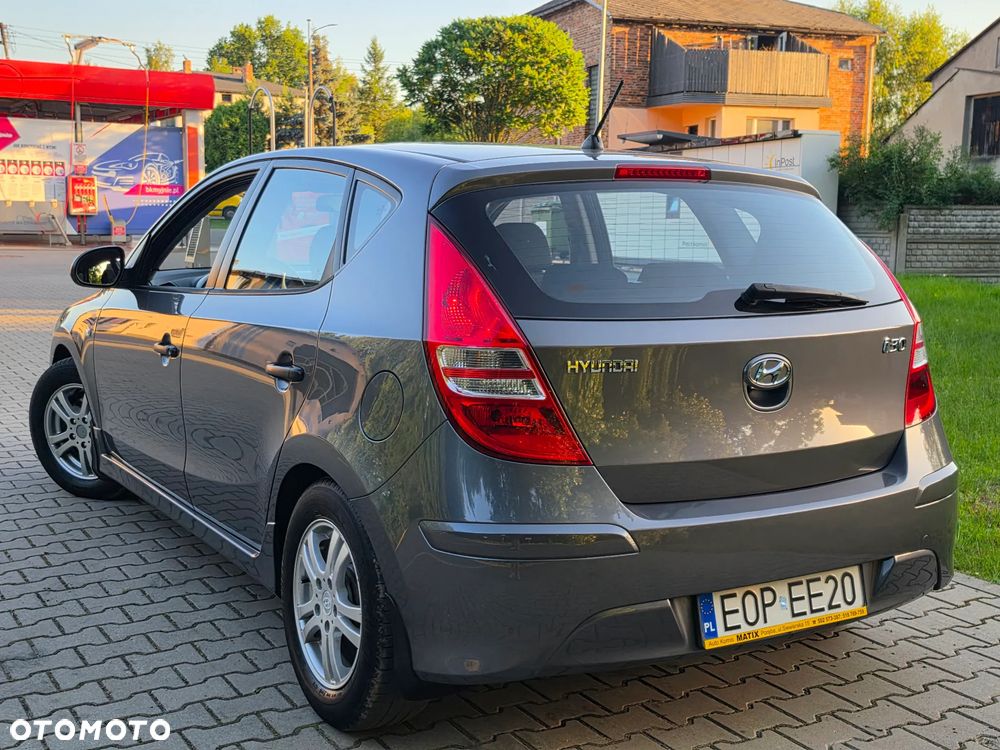 Hyundai i30 i30cw 1.4 Edition Plus - 3