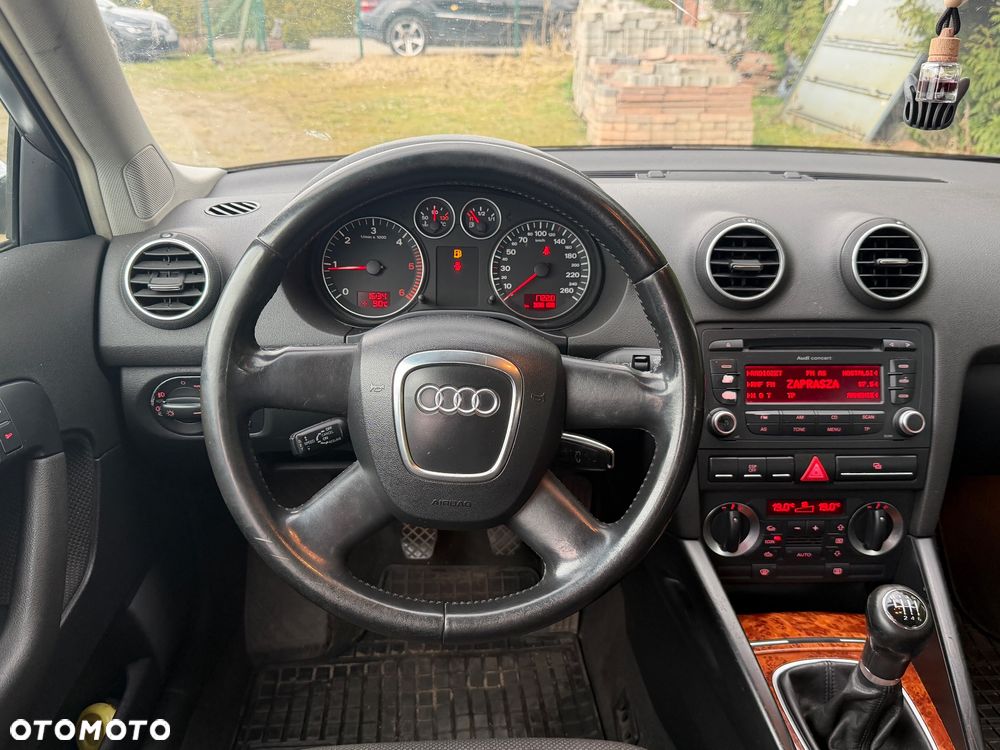 Audi A3 Sportback 2.0 TDI DPF Attraction - 9