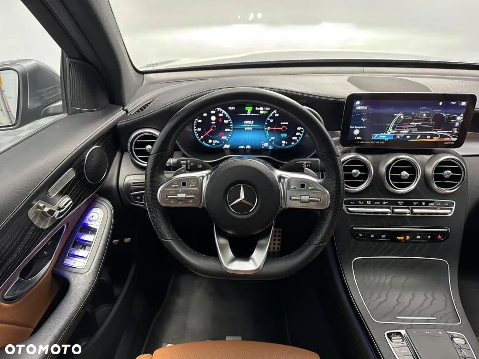 Mercedes-Benz GLC 300 e 4-Matic - 23