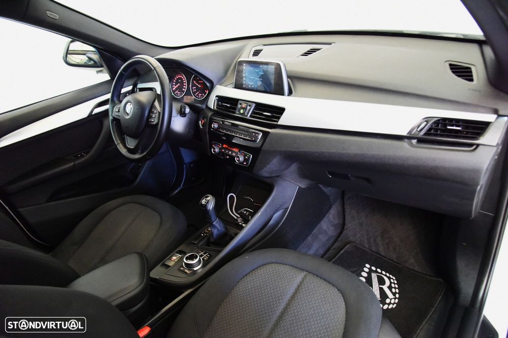 BMW X1 16 d sDrive Advantage - 25