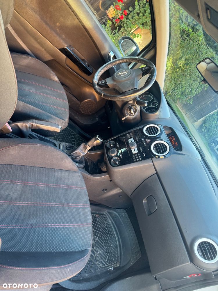 Opel Corsa - 11