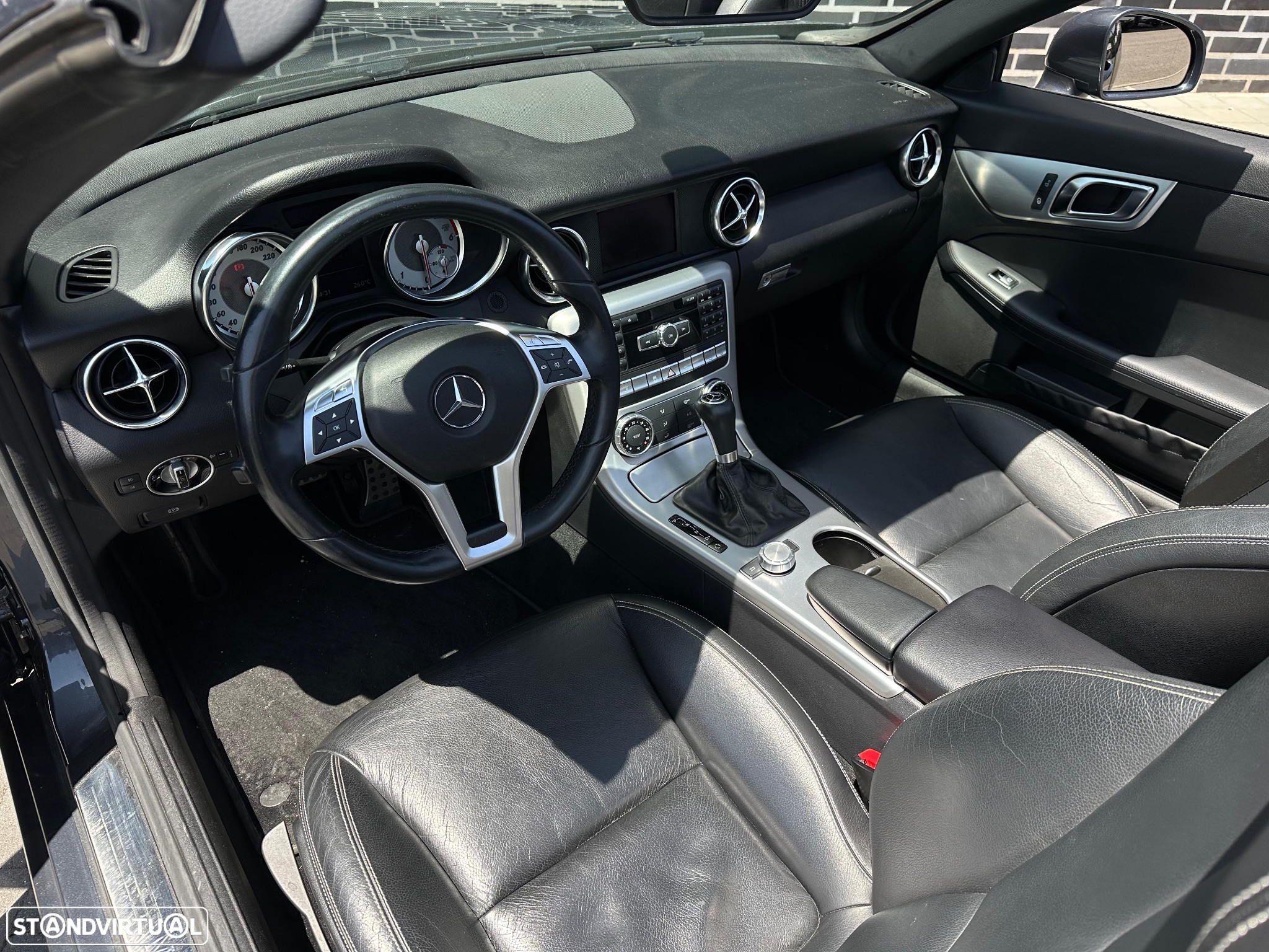 Mercedes-Benz SLK 250 CDI (BlueEFFICIENCY) 7G-TRONIC - 11