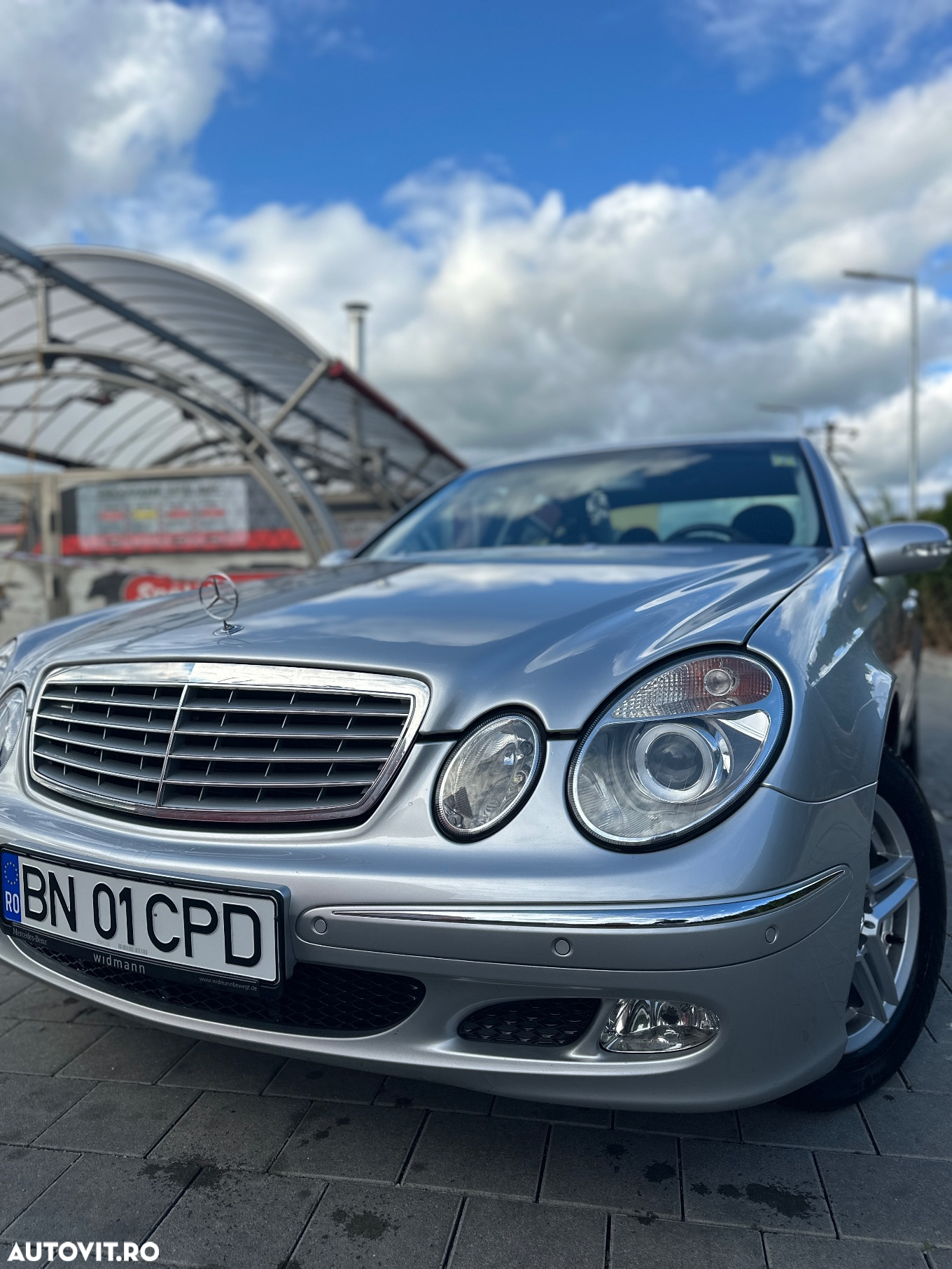 Mercedes-Benz E - 26