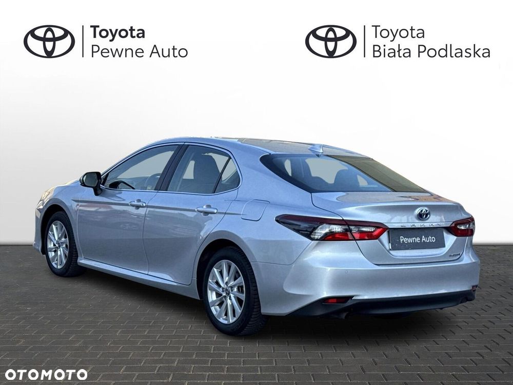 Toyota Camry 2.5 Hybrid Comfort CVT - 3