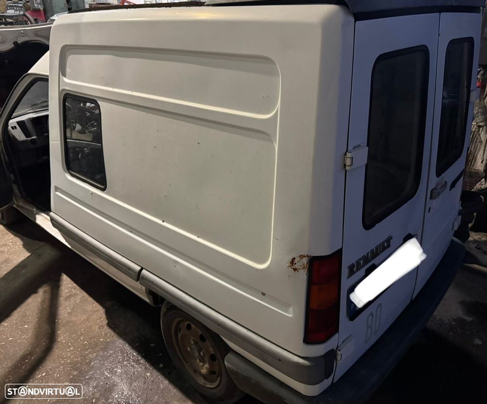 Renault Express - 4