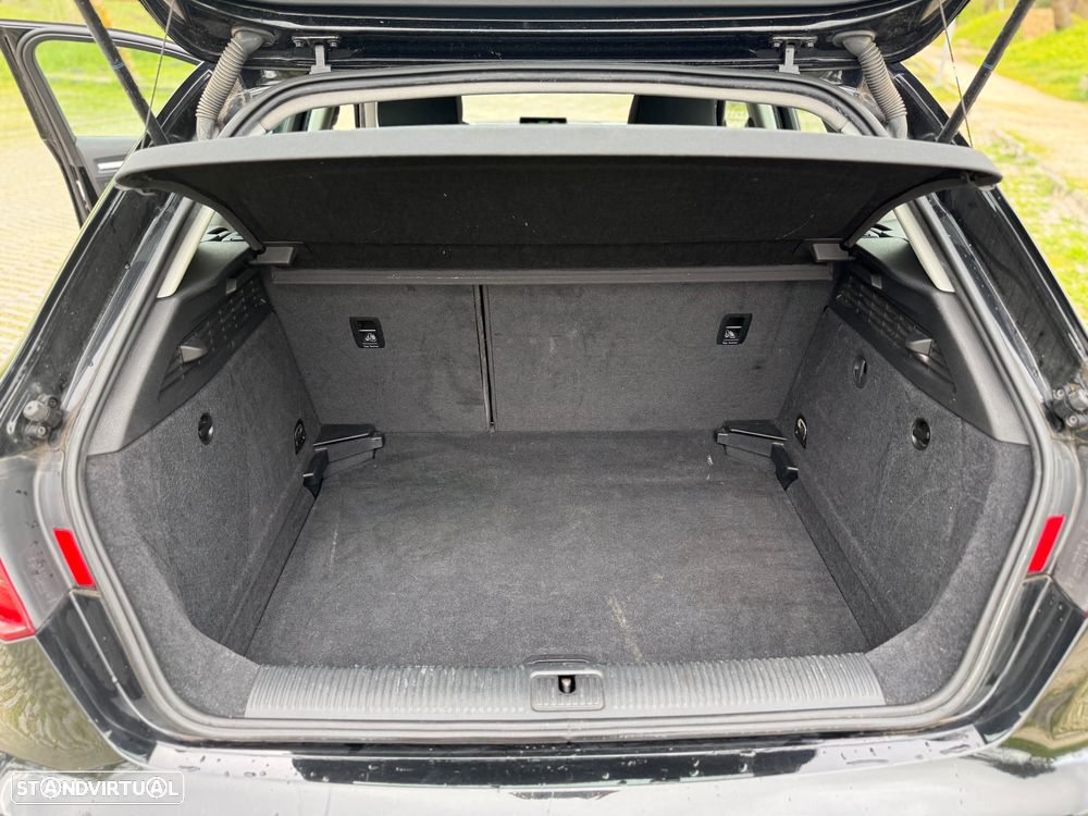 Audi A3 Sportback 1.6 TDI Attraction - 10