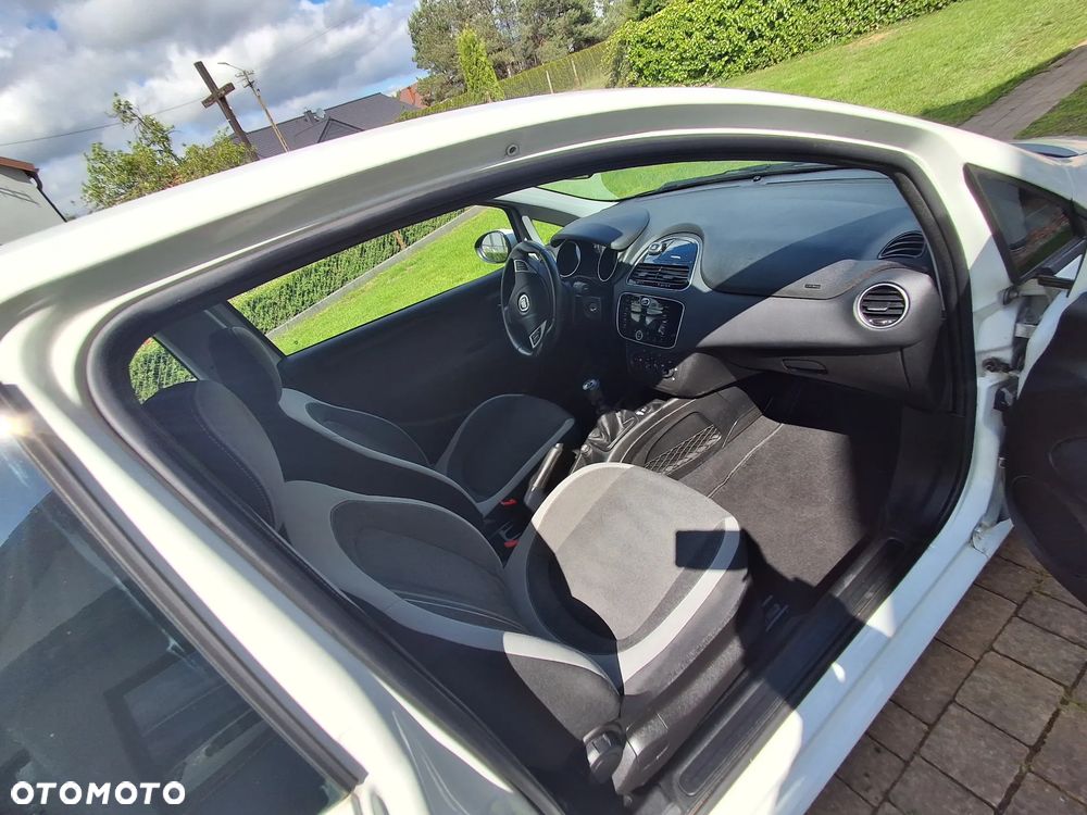 Fiat Punto - 12