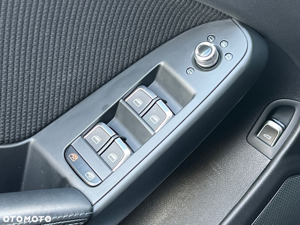 Audi A4 Avant 2.0 TDI DPF S line Sportpaket - 18