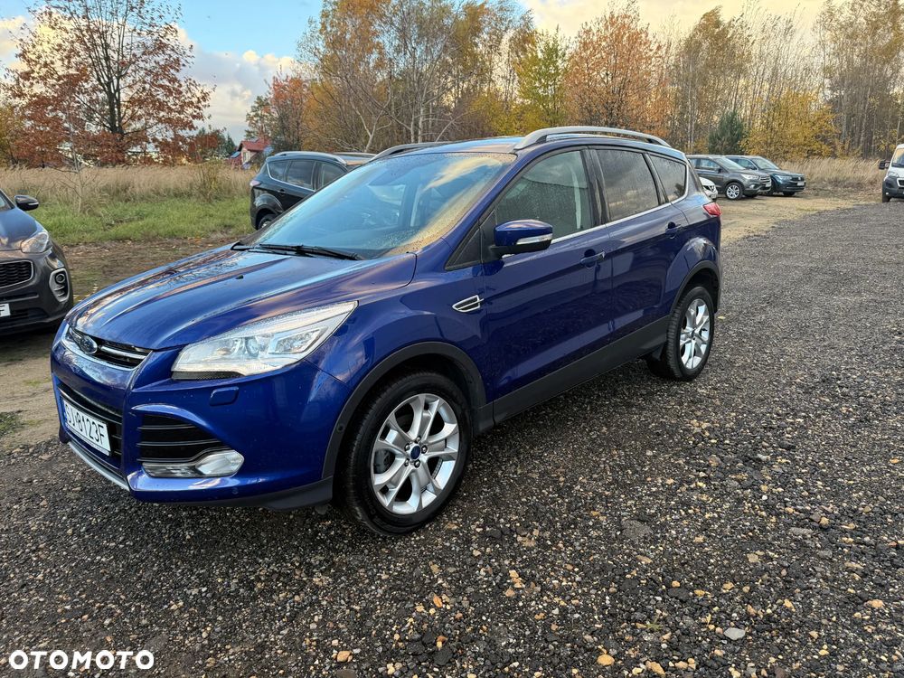 Ford Kuga 1.5 EcoBoost 2x4 Titanium - 10