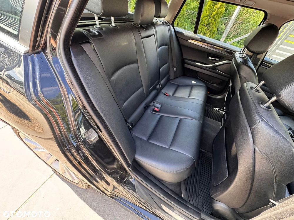 BMW Seria 5 525d xDrive Luxury Line - 14