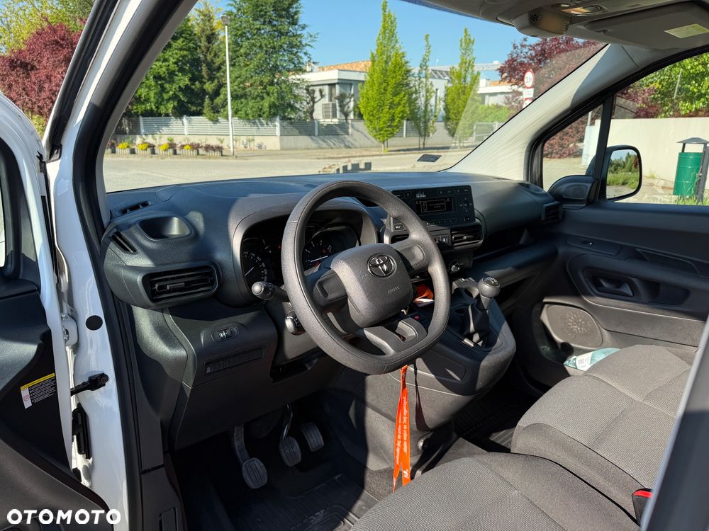 Toyota ProAce - 15