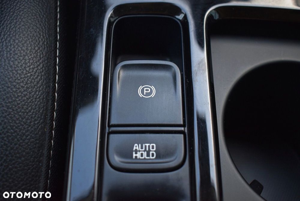 Kia Ceed - 24