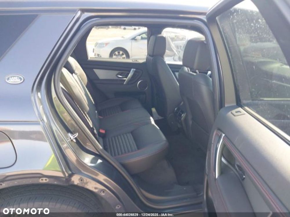Land Rover Discovery Sport - 10