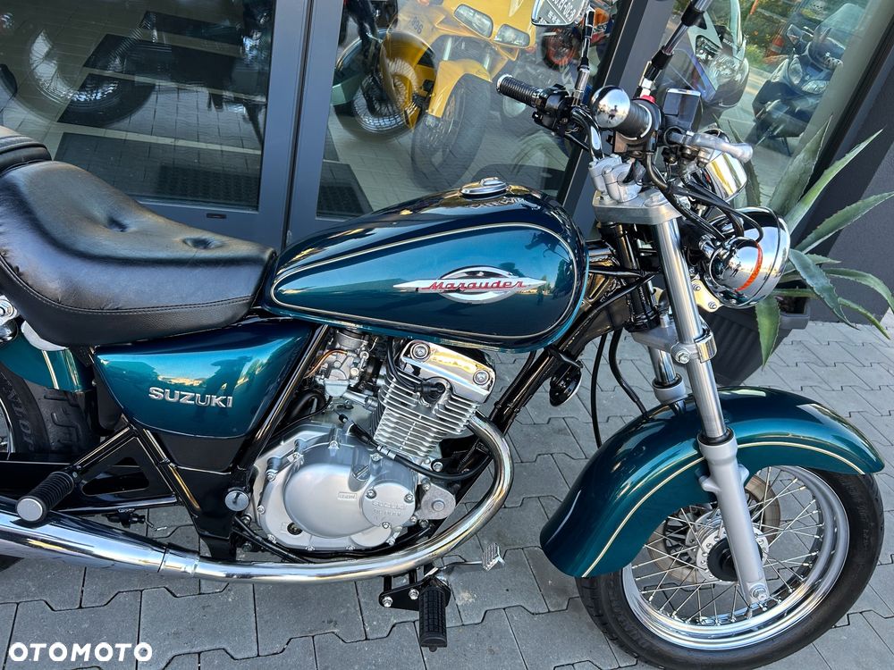 Suzuki Marauder - 16