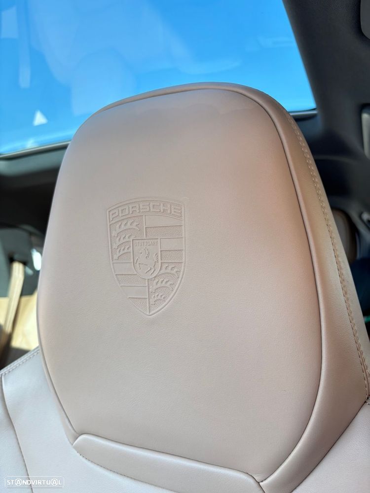 Porsche Cayenne Coupé E-Hybrid Platinum Edition - 26