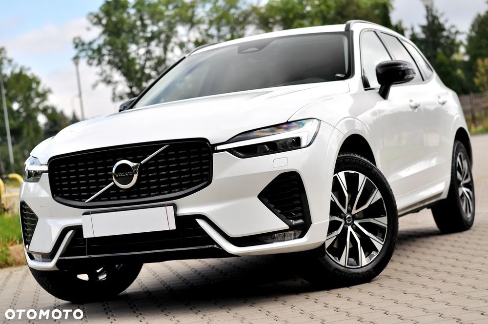 Volvo XC 60 B5 B AWD Plus Dark - 10