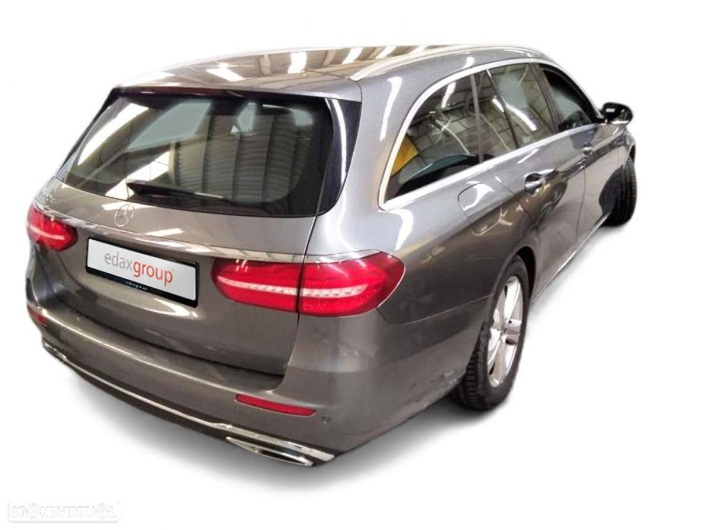 Mercedes-Benz E 220 - 2