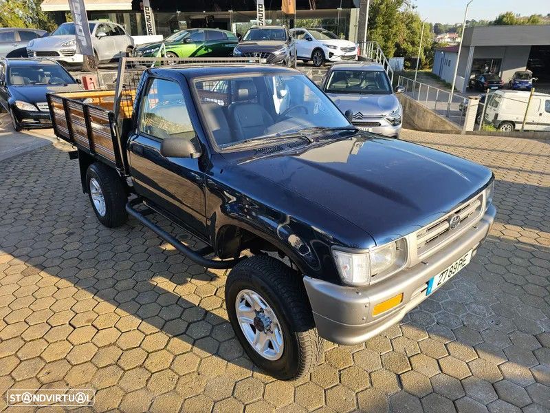 Toyota Hilux 2.4 D LN105L Cx Madeira - 8