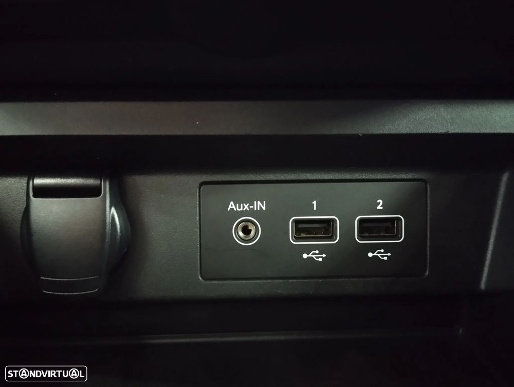 Renault Arkana 1.6 E-Tech Intens — fotografia 42