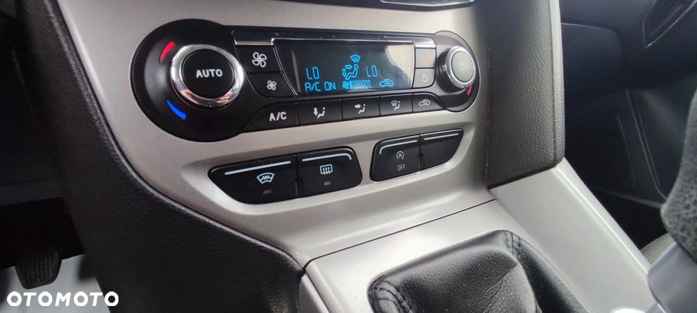 Ford Focus 1.6 TDCi DPF Start-Stopp-System SYNC Edition - 11