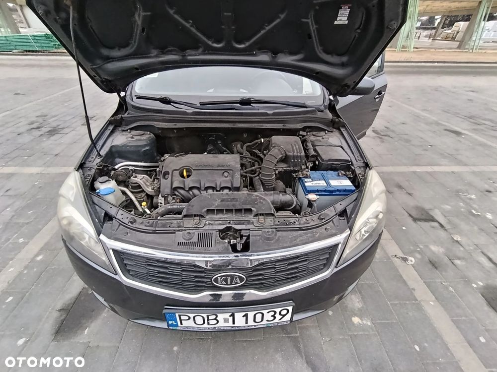 Kia Ceed 1.4 Comfort - 12