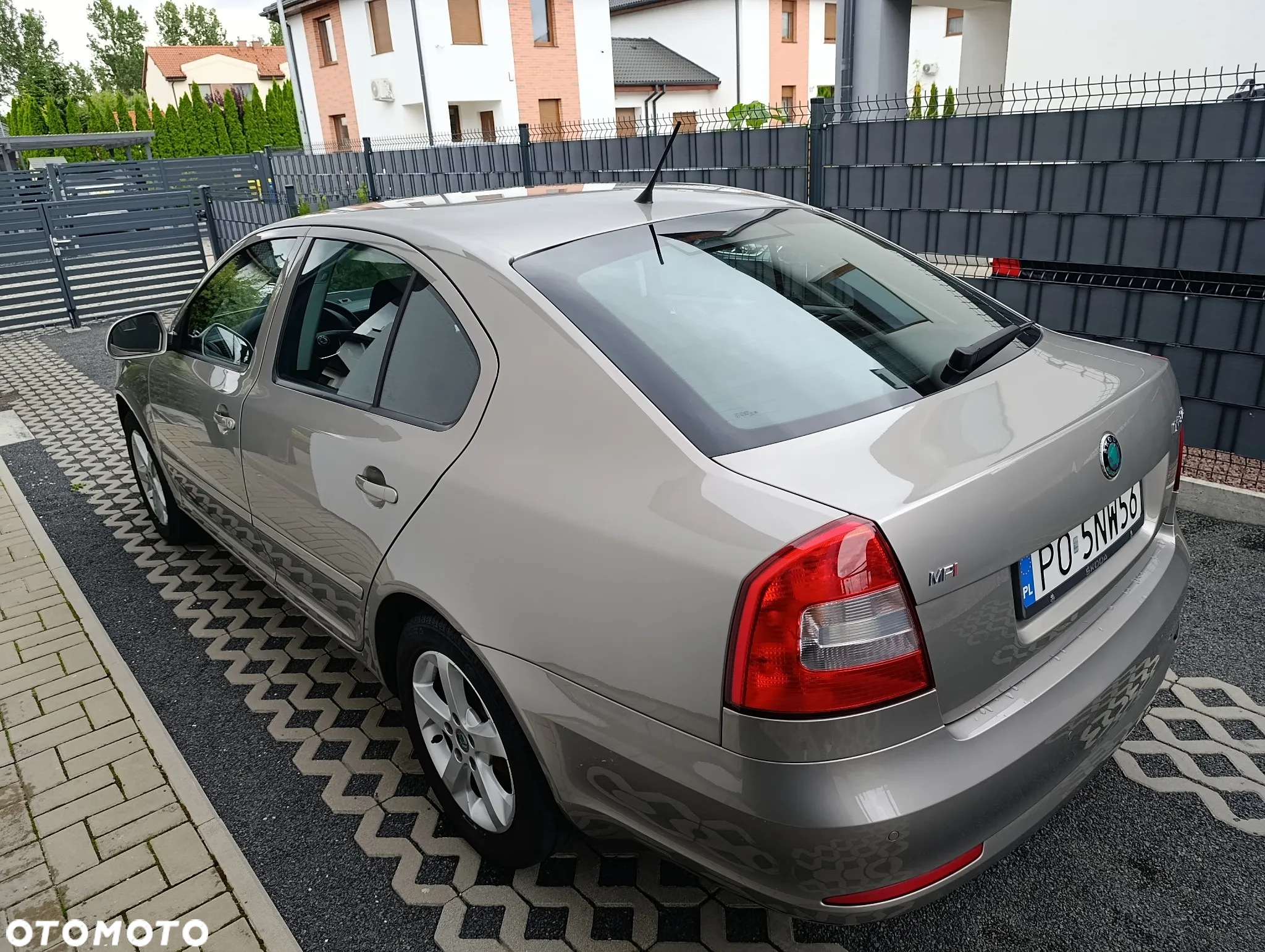 Skoda Octavia 1.6 Family - 18