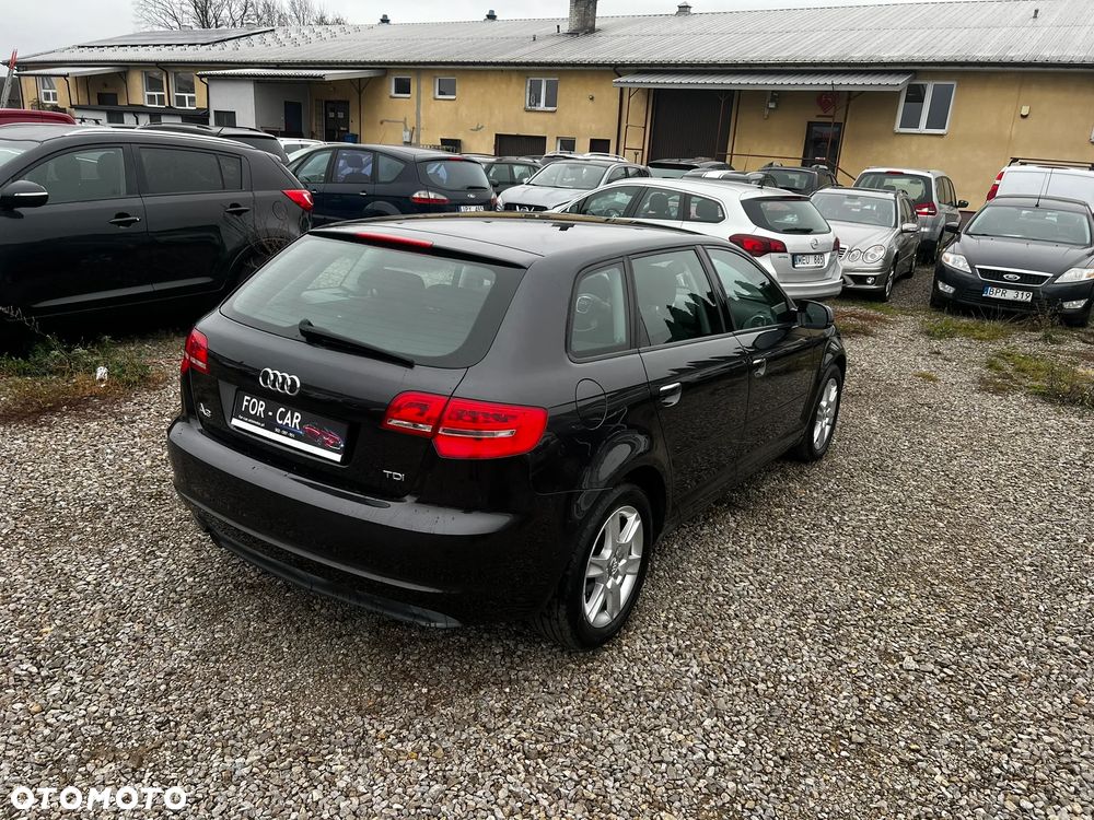 Audi A3 Sportback - 4