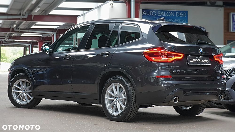 BMW X3 xDrive20i GPF - 8