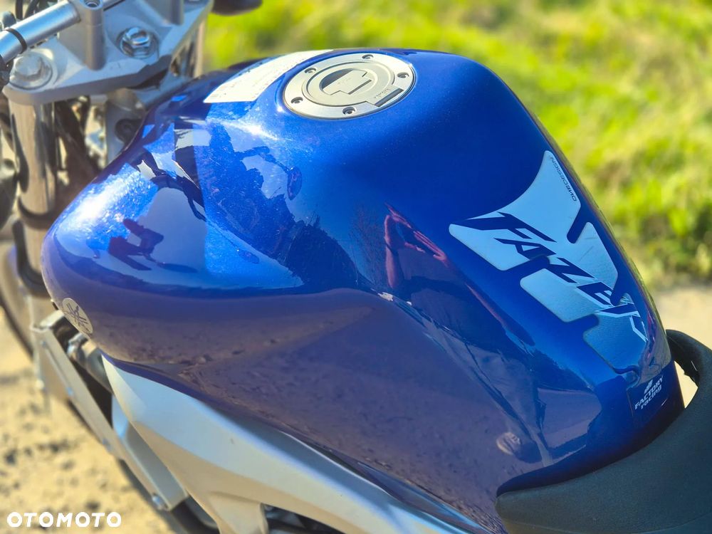 Yamaha FZ6 - 15
