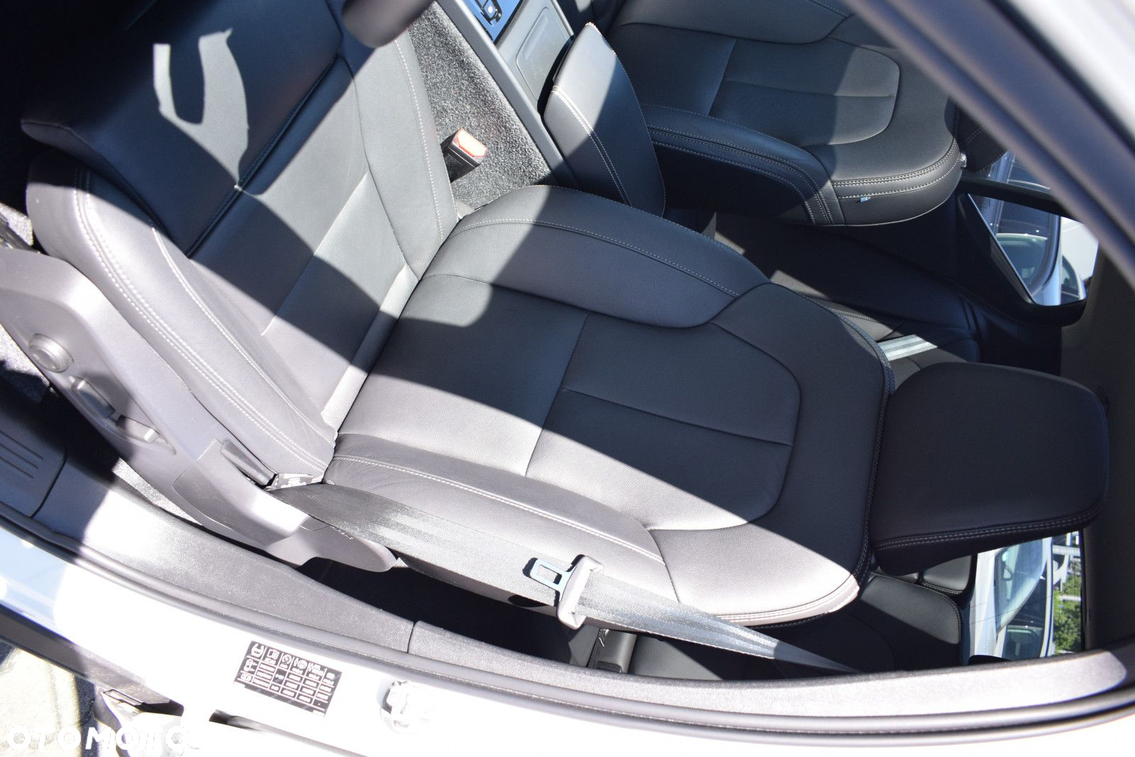 Volvo XC 40 - 22