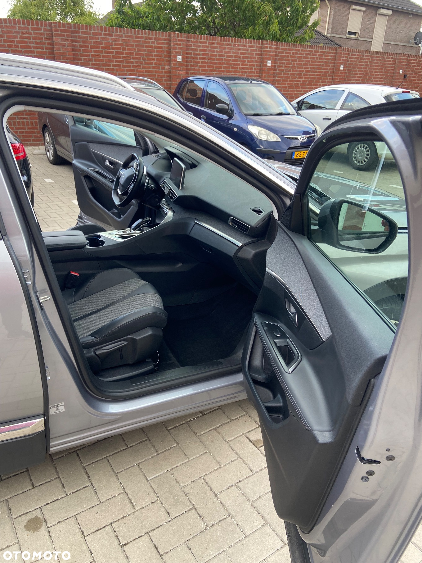 Peugeot 3008 1.2 PureTech GPF Active S&S EAT8 - 13