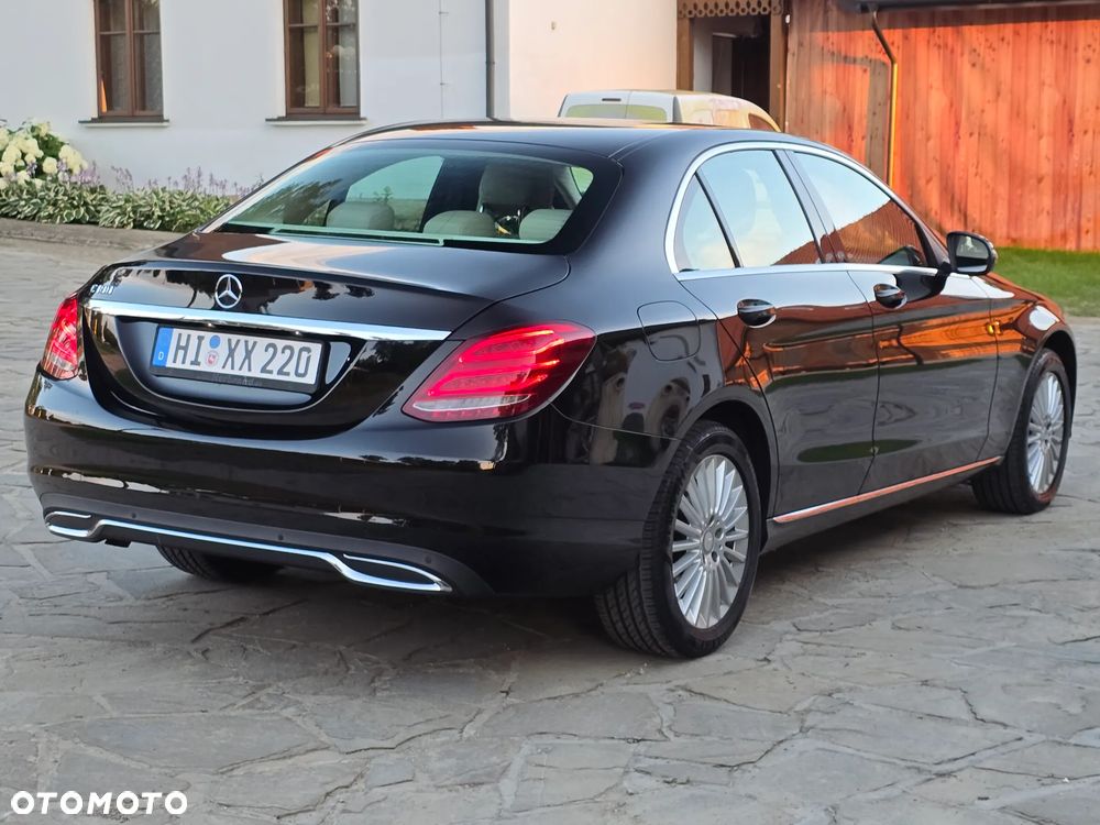 Mercedes-Benz Klasa C 180 Exclusive - 10