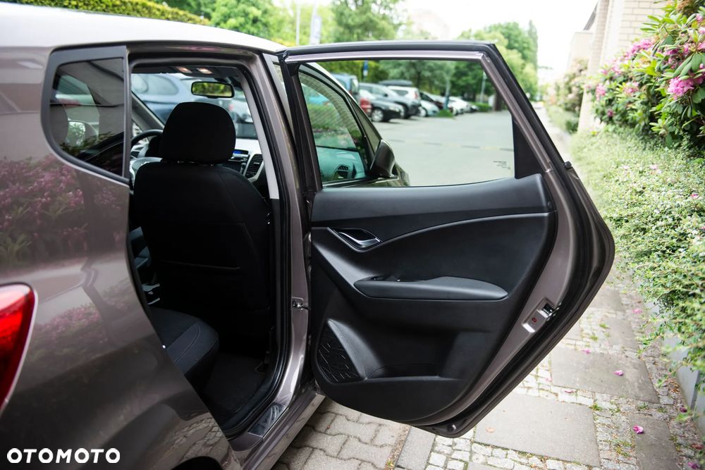 Hyundai ix20 1.4 blue Comfort - 20