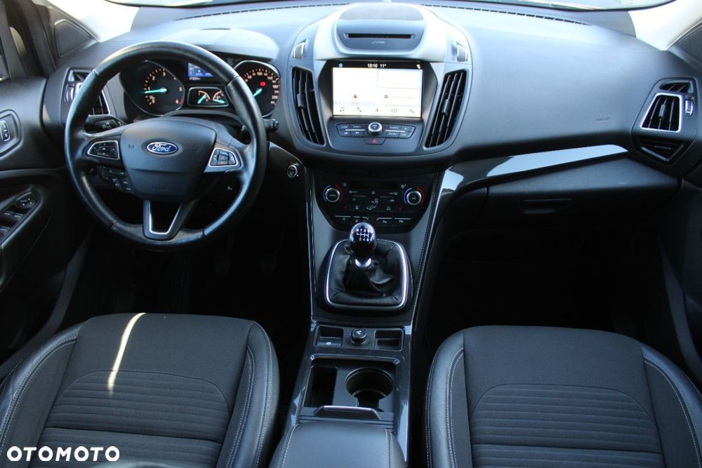 Ford Kuga - 26