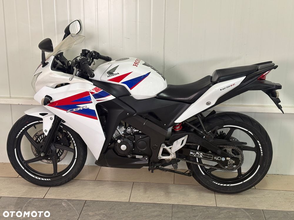 Honda CBR - 6