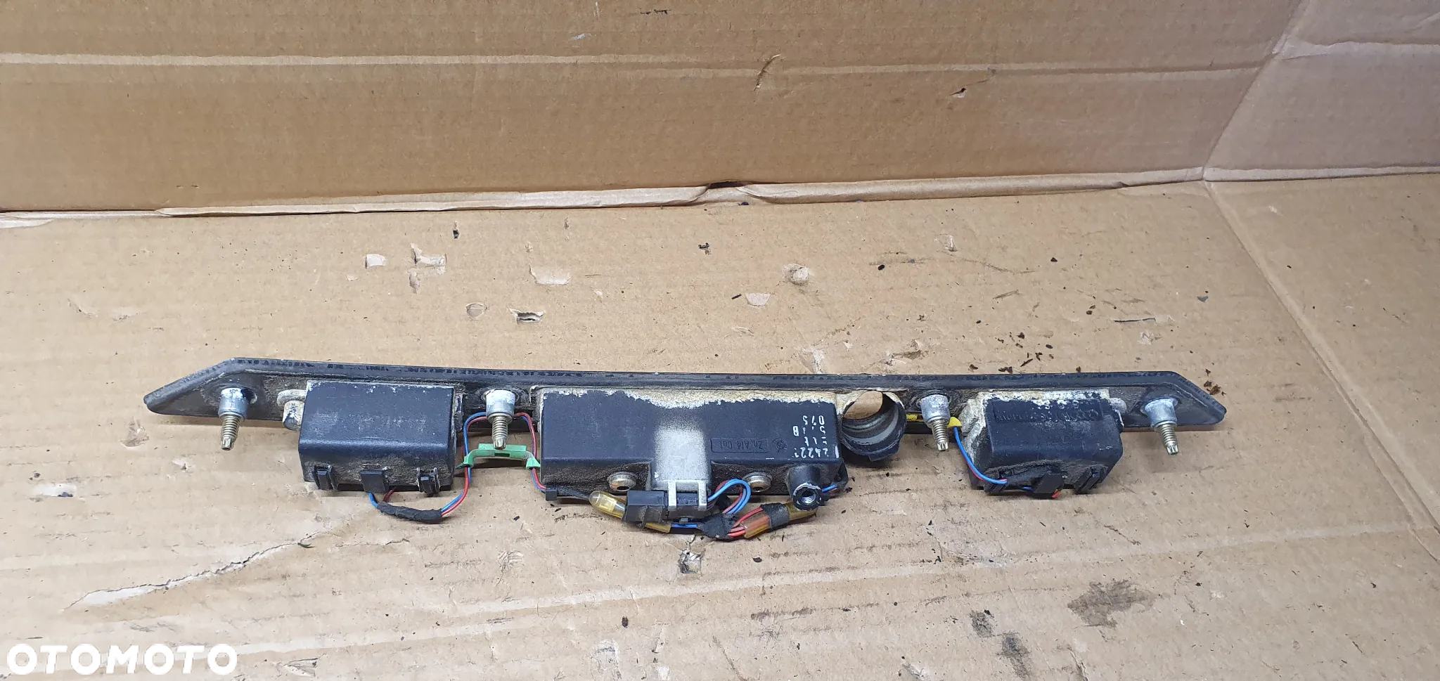 Blenda klapy bagażnika mikrostyk podświetlenie Audi A4 B6 8P0827574 - 5