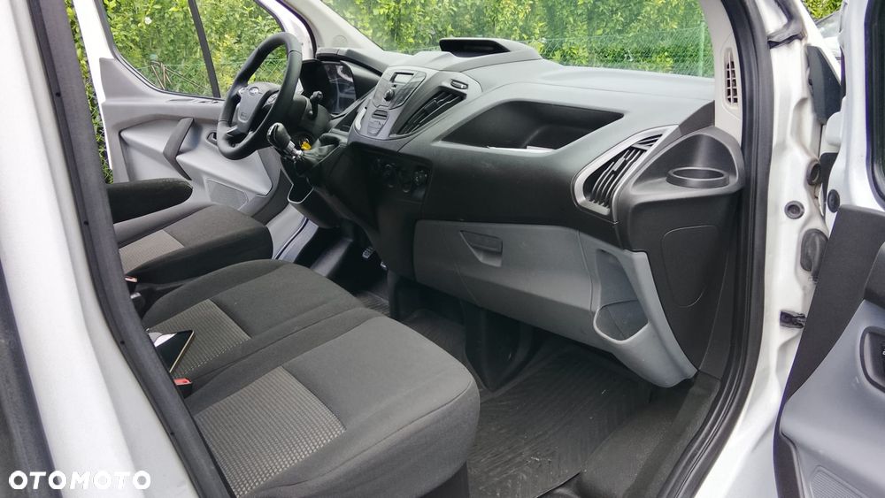 Ford Transit Custom - 9