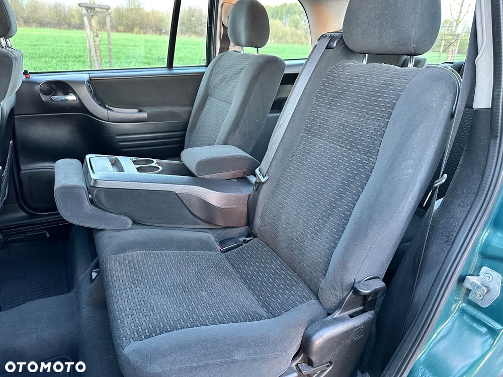 Opel Zafira 1.8 Elegance - 23