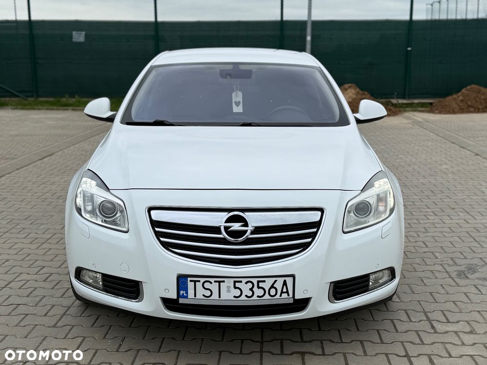 Opel Insignia - 22
