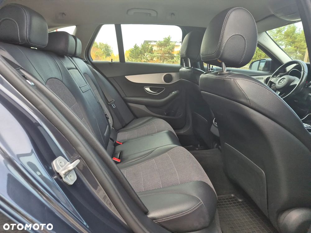Mercedes-Benz Klasa C 200 7G-TRONIC Avantgarde - 20