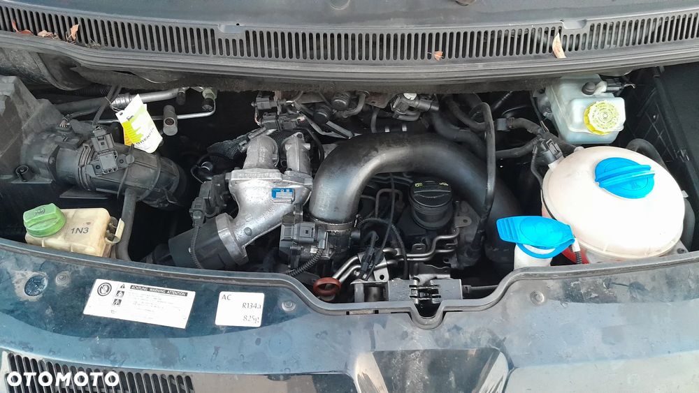 Volkswagen Caravelle - 29