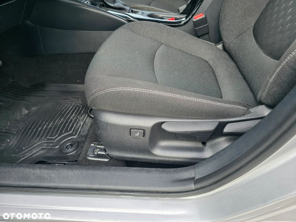 Toyota Corolla 1.8 Hybrid Comfort - 27