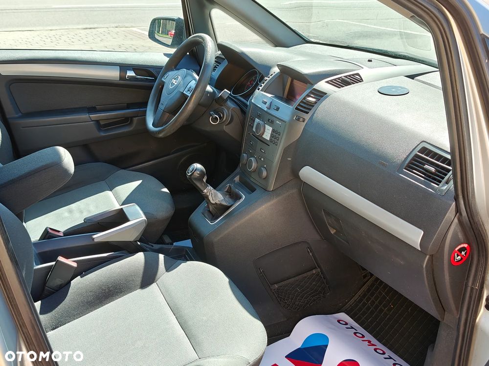Opel Zafira 1.9 CDTI Navi - 20