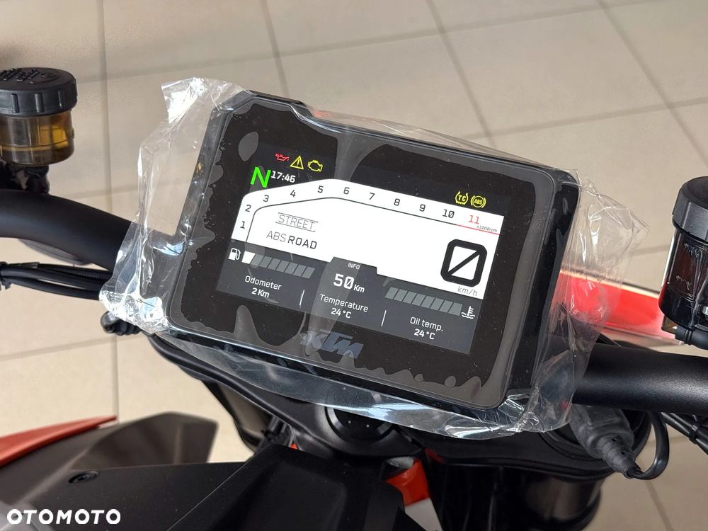 KTM Super Duke - 15