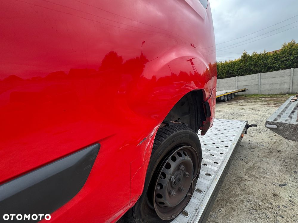 Ford Transit - 18